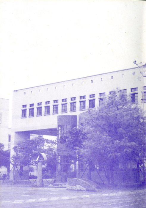 p002 p002